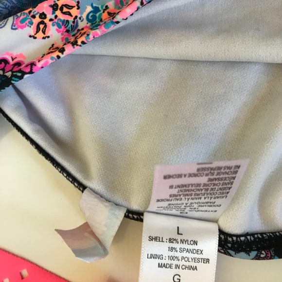 Bikini Set - Picture 3 of 4